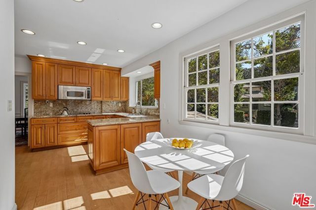 10575 Lindbrook Drive, Los Angeles, CA 90024