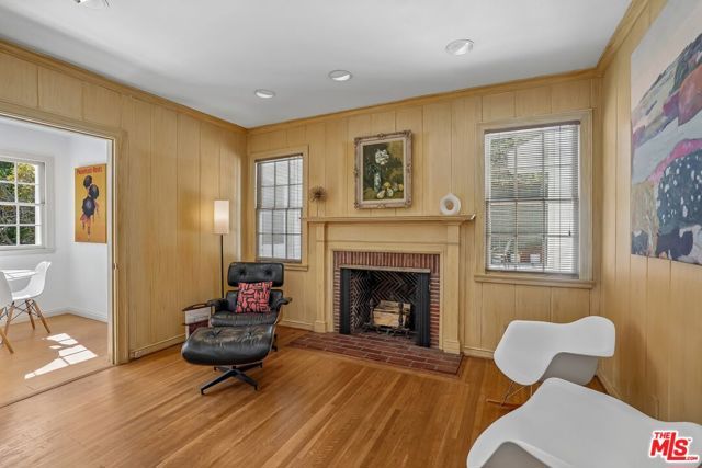 10575 Lindbrook Drive, Los Angeles, CA 90024