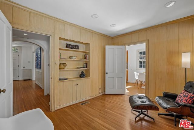 10575 Lindbrook Drive, Los Angeles, CA 90024