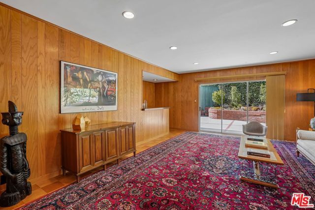 10575 Lindbrook Drive, Los Angeles, CA 90024