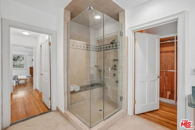 10575 Lindbrook Drive, Los Angeles, CA 90024
