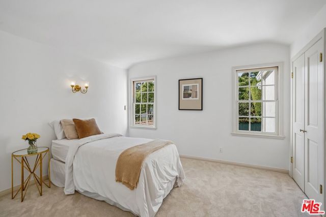 10575 Lindbrook Drive, Los Angeles, CA 90024