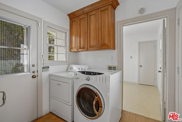 10575 Lindbrook Drive, Los Angeles, CA 90024