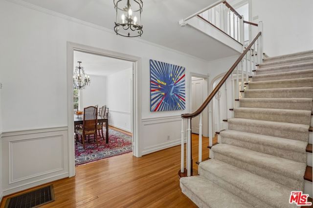 10575 Lindbrook Drive, Los Angeles, CA 90024