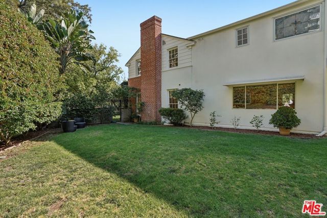 10575 Lindbrook Drive, Los Angeles, CA 90024