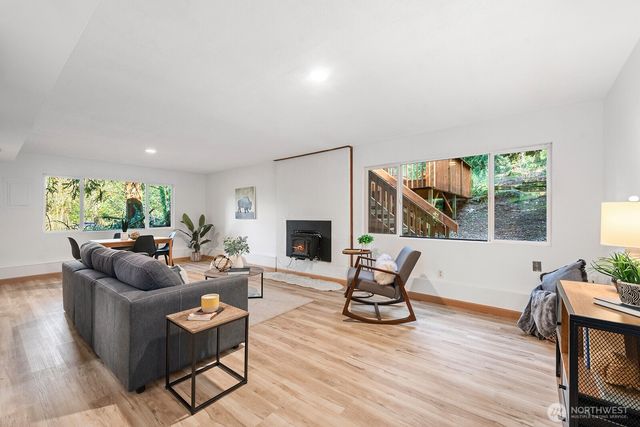 2014 193rd Avenue SE, Sammamish, WA 98075