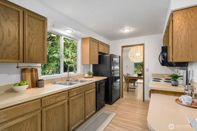 2014 193rd Avenue SE, Sammamish, WA 98075