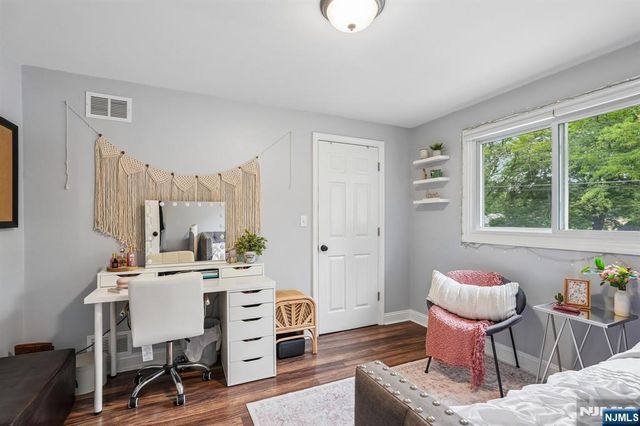 24 Lawrence Road, Wayne, NJ 07470