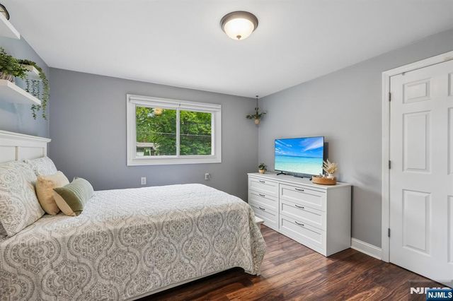 24 Lawrence Road, Wayne, NJ 07470