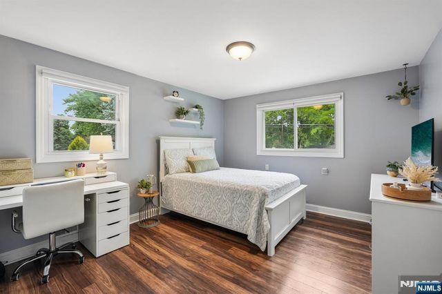 24 Lawrence Road, Wayne, NJ 07470