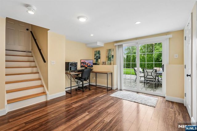 24 Lawrence Road, Wayne, NJ 07470