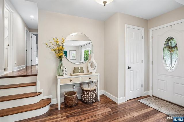 24 Lawrence Road, Wayne, NJ 07470