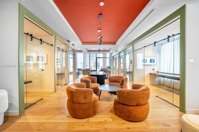 601 NE 1 Ave 702, Miami, FL 33132