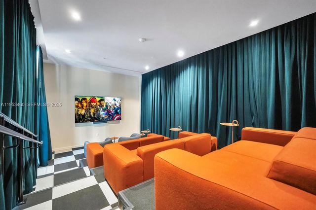 601 NE 1 Ave 702, Miami, FL 33132