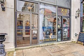 9 W York Street, Savannah, GA 31401
