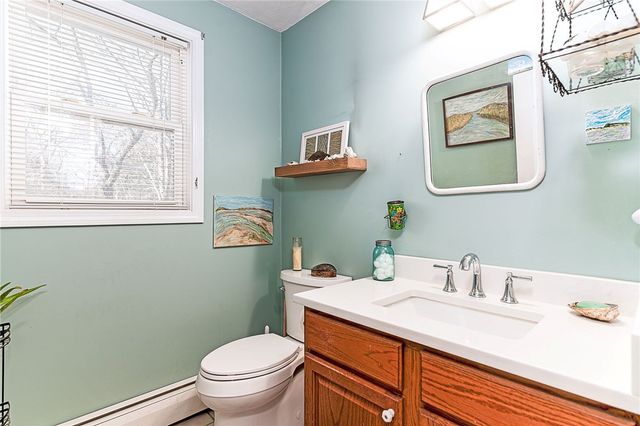 5 Shadberry Trail, South Kingstown, RI 02879