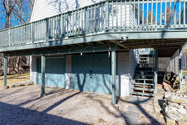 5 Shadberry Trail, South Kingstown, RI 02879