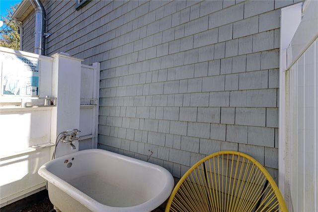 5 Shadberry Trail, South Kingstown, RI 02879