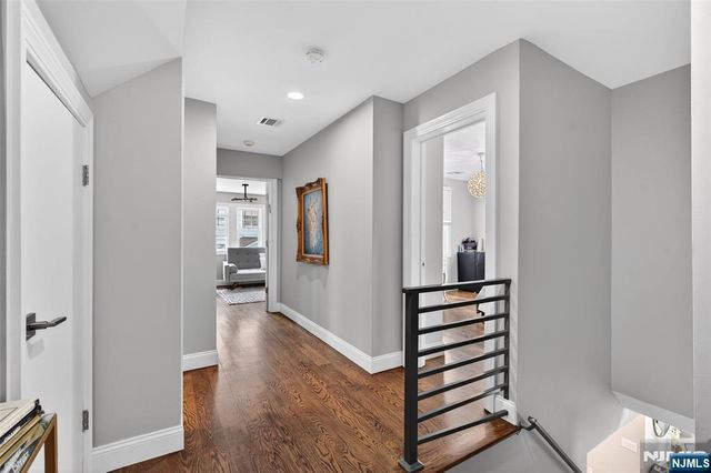 577 Grenville Avenue, Teaneck, NJ 07666