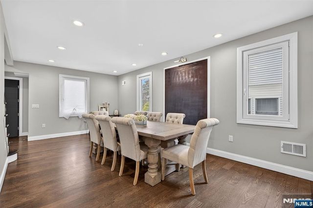 577 Grenville Avenue, Teaneck, NJ 07666