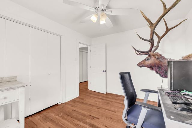 1068 Hugh Hunter Rd, Oak Grove, KY 42262