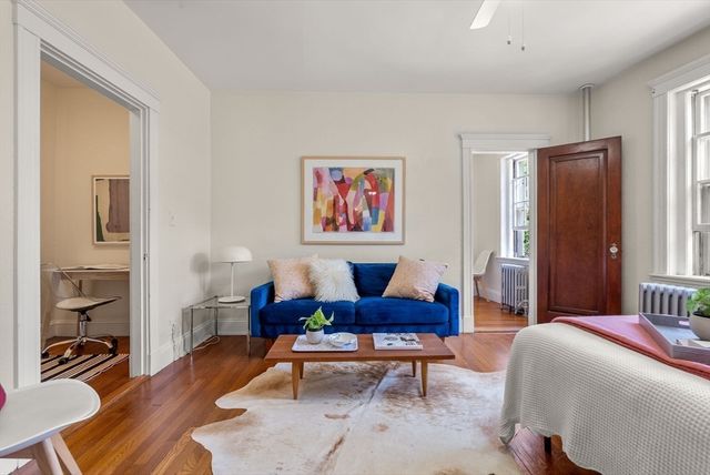 4 Washington Avenue 5, Cambridge, MA 02140
