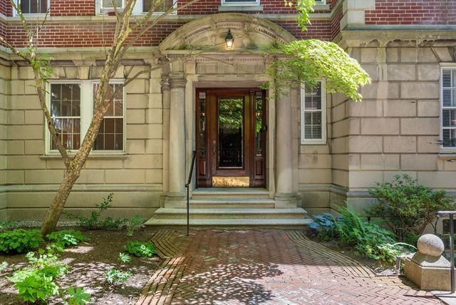 4 Washington Avenue 5, Cambridge, MA 02140