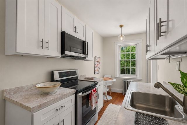 4 Washington Avenue 5, Cambridge, MA 02140