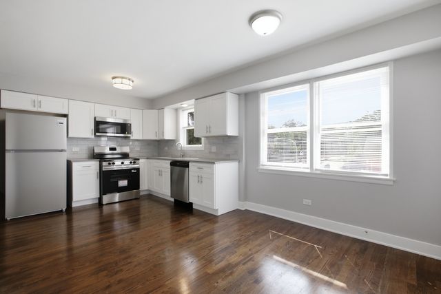 7900 S Merrill Avenue 2A, Chicago, IL 60649