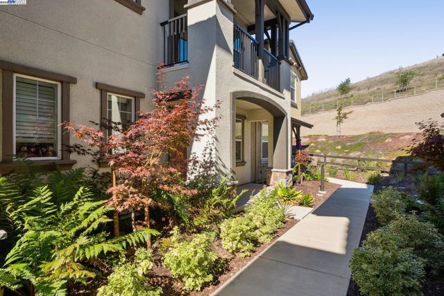 57109 Via Vicenza, San Ramon, CA 94583