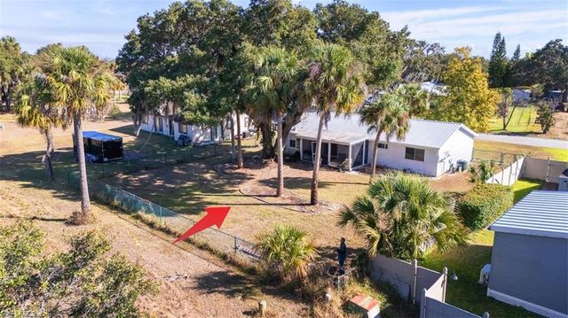 4021 W Palomar CIR, Labelle, FL 33935