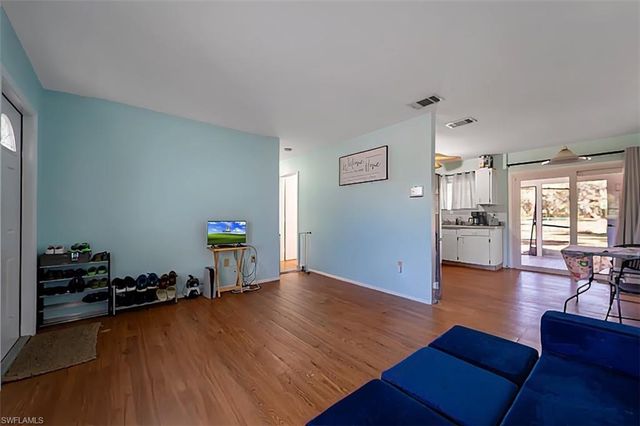 4021 W Palomar CIR, Labelle, FL 33935