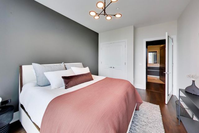 363 E Wacker Drive 2506, Chicago, IL 60601