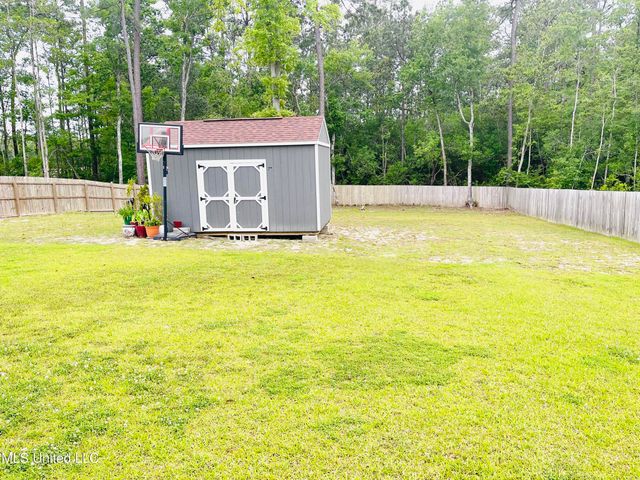6021 Penni Lane, Ocean Springs, MS 39564