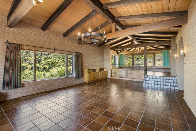 18844 Cabrillo Hwy, Cambria, CA 93452