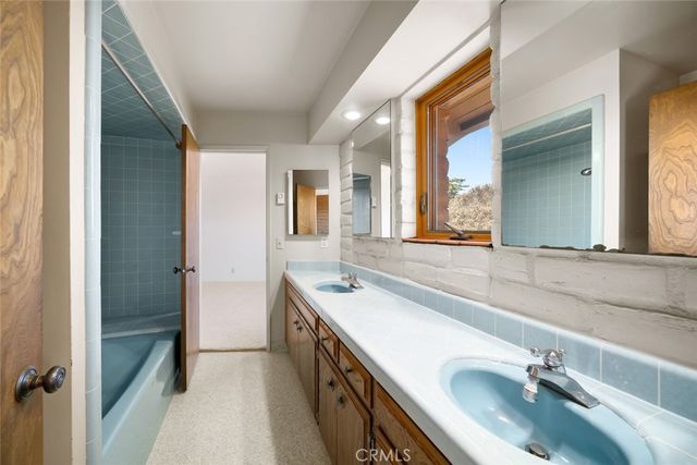 18844 Cabrillo Hwy, Cambria, CA 93452