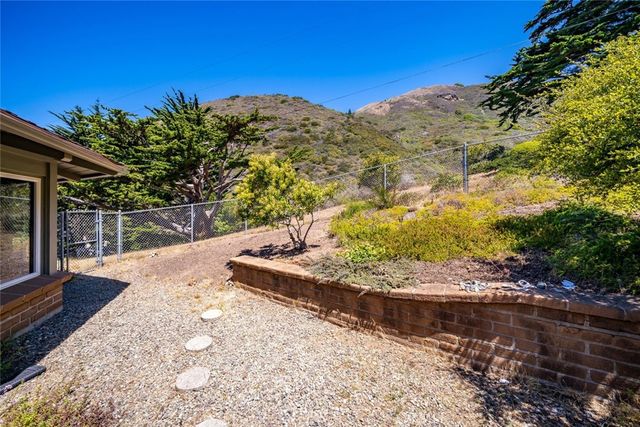18844 Cabrillo Hwy, Cambria, CA 93452