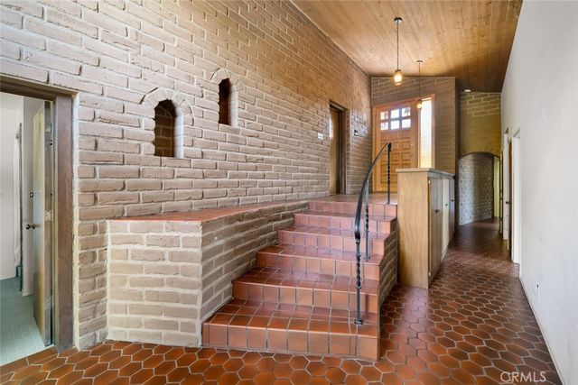 18844 Cabrillo Hwy, Cambria, CA 93452