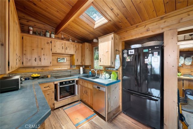 18844 Cabrillo Hwy, Cambria, CA 93452