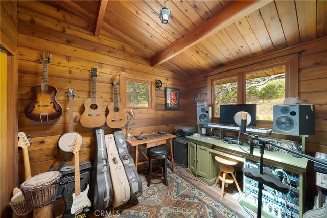 18844 Cabrillo Hwy, Cambria, CA 93452