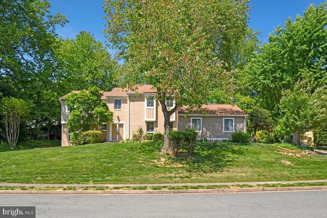 11814 BLUE SPRUCE RD, Reston, VA 20191