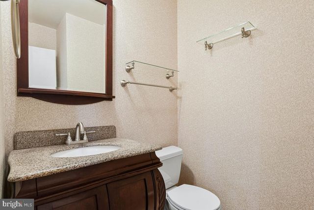 11814 BLUE SPRUCE RD, Reston, VA 20191