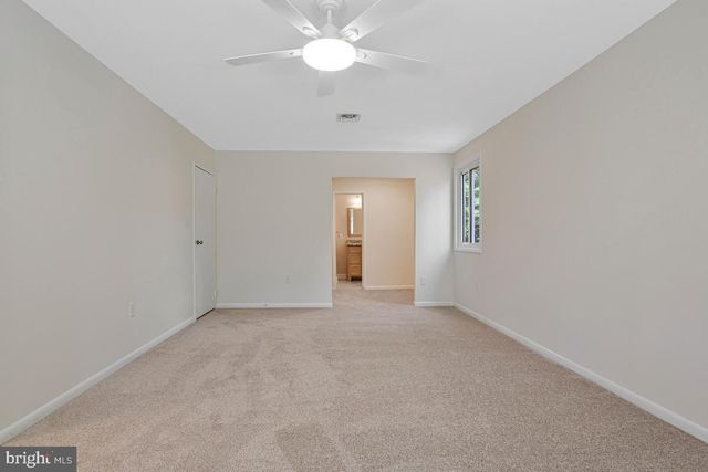 11814 BLUE SPRUCE RD, Reston, VA 20191