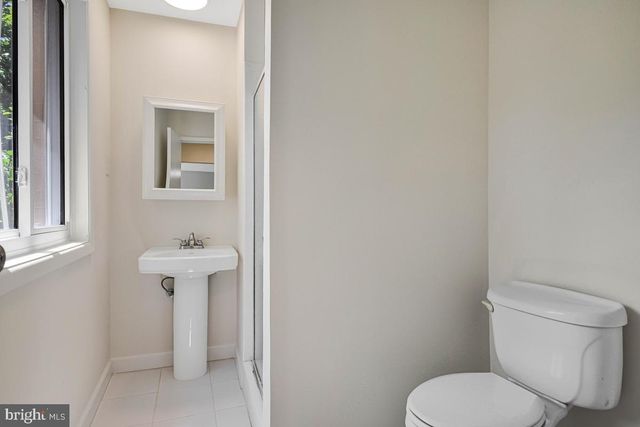 11814 BLUE SPRUCE RD, Reston, VA 20191