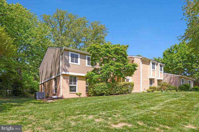 11814 BLUE SPRUCE RD, Reston, VA 20191