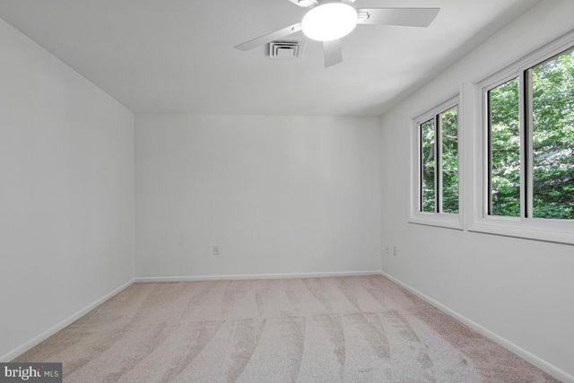 11814 BLUE SPRUCE RD, Reston, VA 20191
