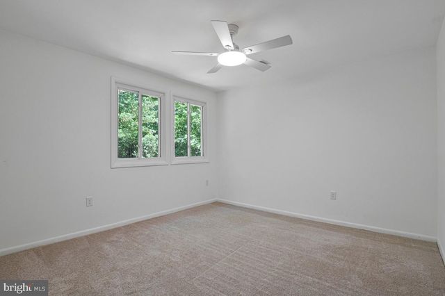 11814 BLUE SPRUCE RD, Reston, VA 20191