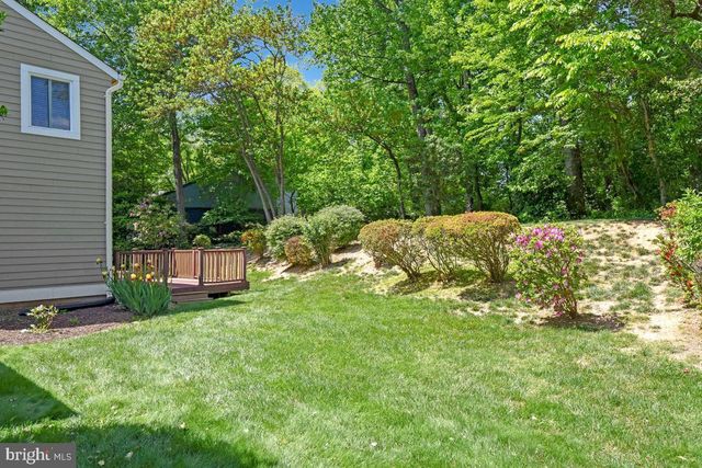 11814 BLUE SPRUCE RD, Reston, VA 20191