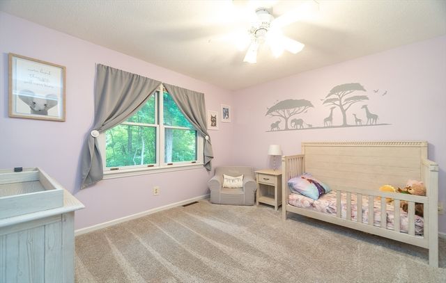 7 Bunker Cir, East Longmeadow, MA 01108