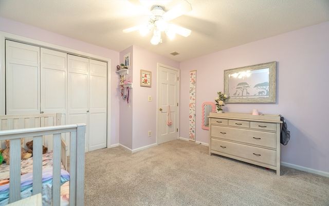 7 Bunker Cir, East Longmeadow, MA 01108
